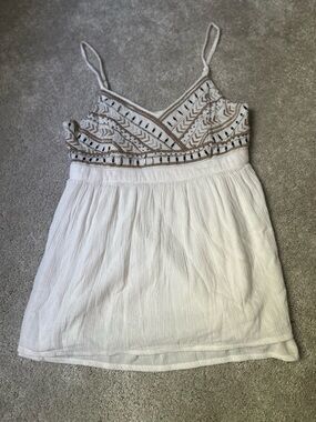 Hollister Ivory Embroidered V-Neck Camisole